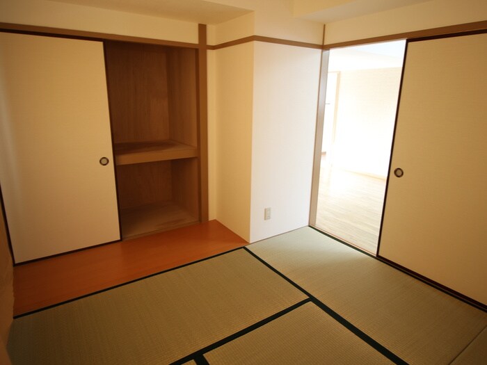 物件内観写真10　(居室)