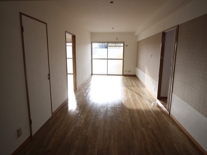 物件内観写真21　(居室)