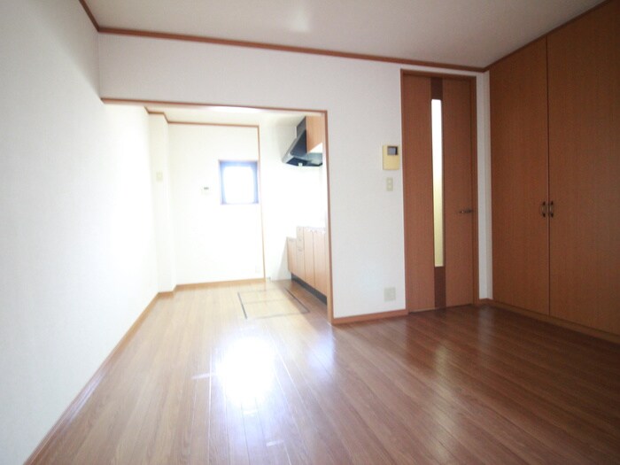 物件内観写真7　(居室)