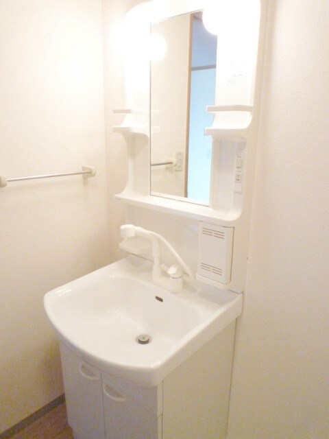 物件内観写真11　(洗面)