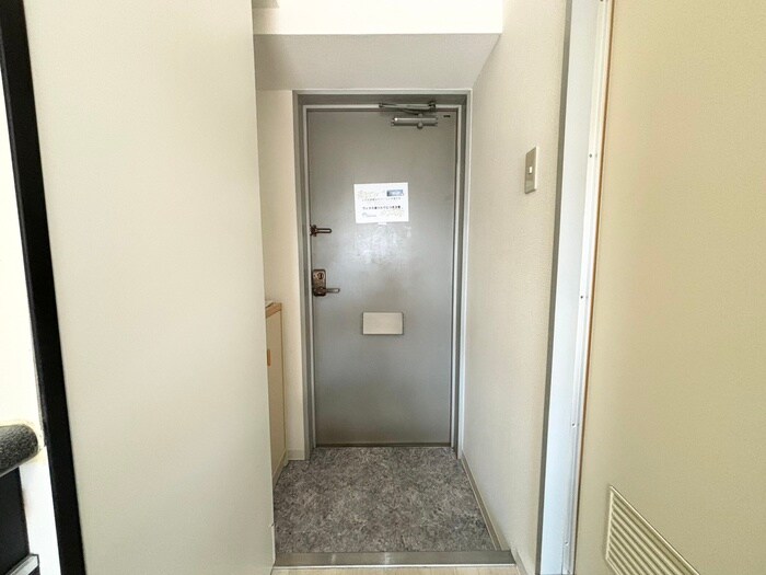 ミルオンデュ－ル　竹生の玄関