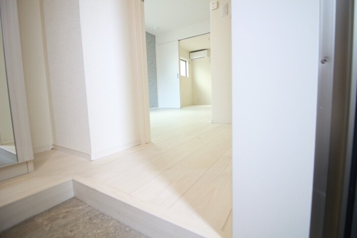 物件内観写真9　(廊下)