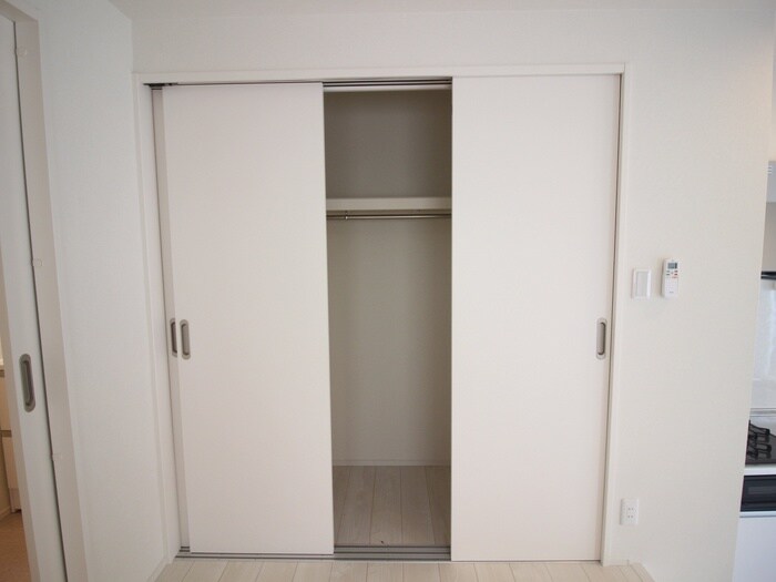 物件内観写真10　(収納)