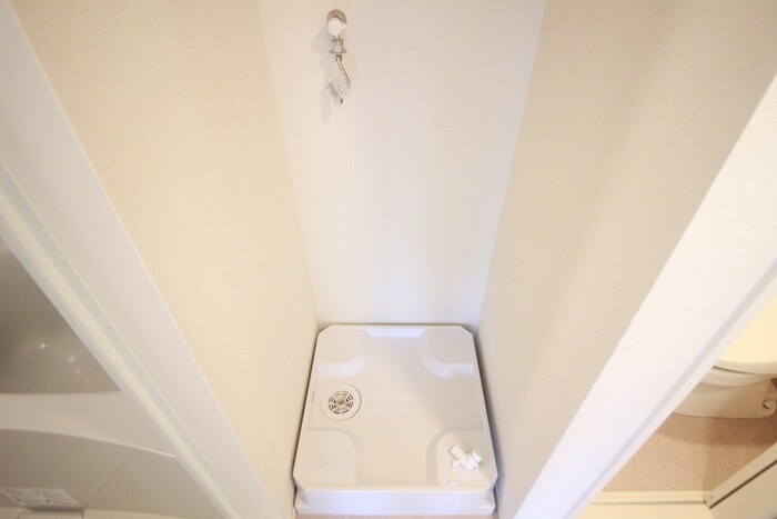 物件内観写真17　(洗濯機置場)