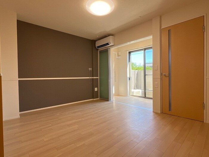 物件内観写真5　(居室)