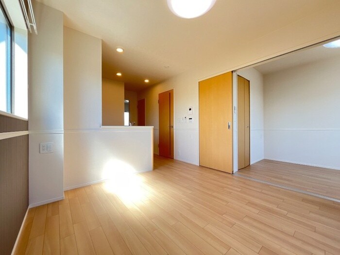 物件内観写真14　(居室)