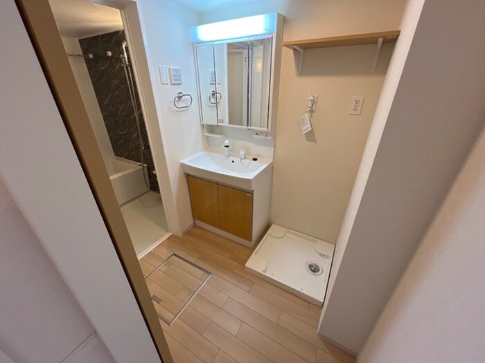 物件内観写真18　(廊下)