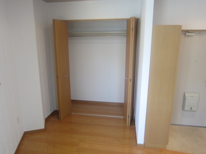 物件内観写真9　(収納)