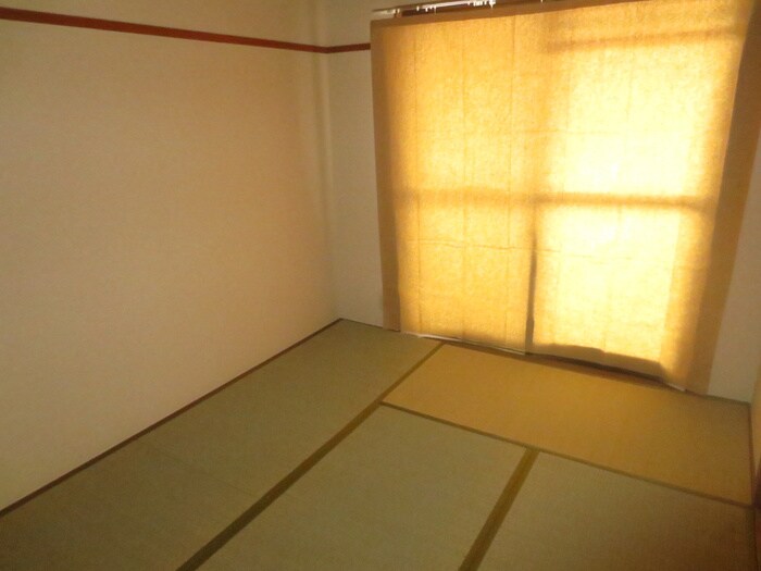 物件内観写真5　(居室)