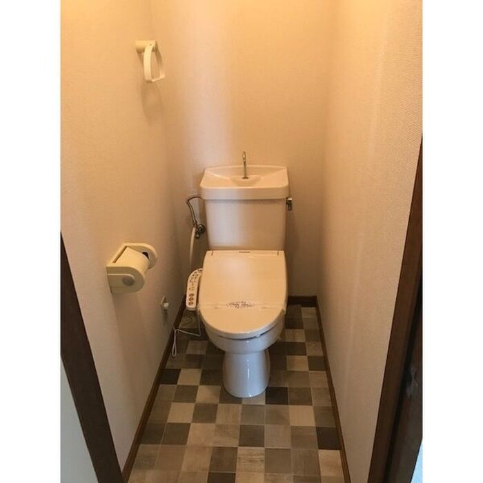 物件内観写真8　(トイレ)