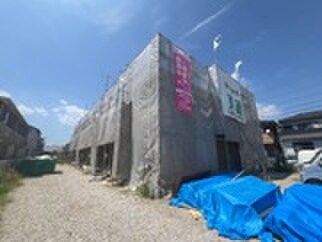 物件外観写真2　(建築中)