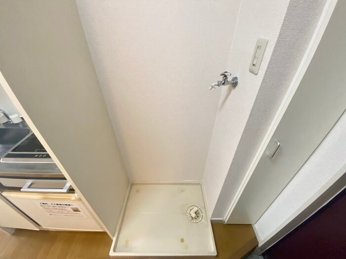 物件内観写真13　(洗濯機置場)