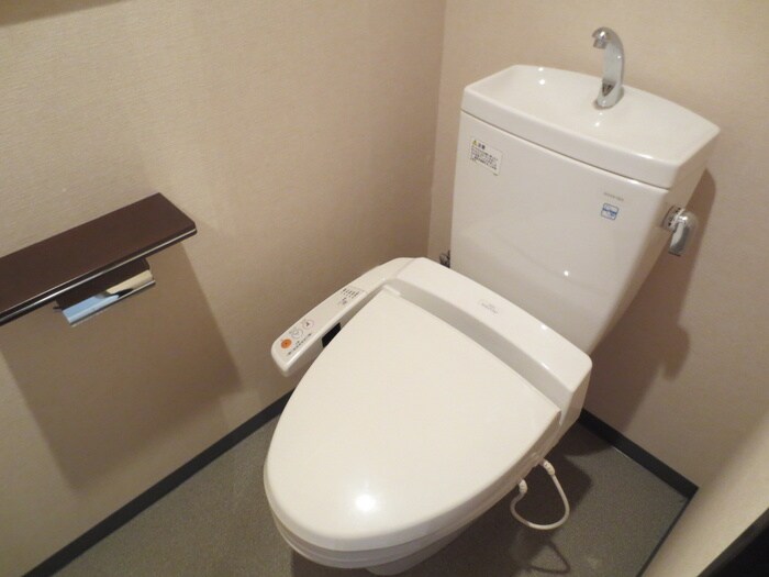 物件内観写真11　(トイレ)