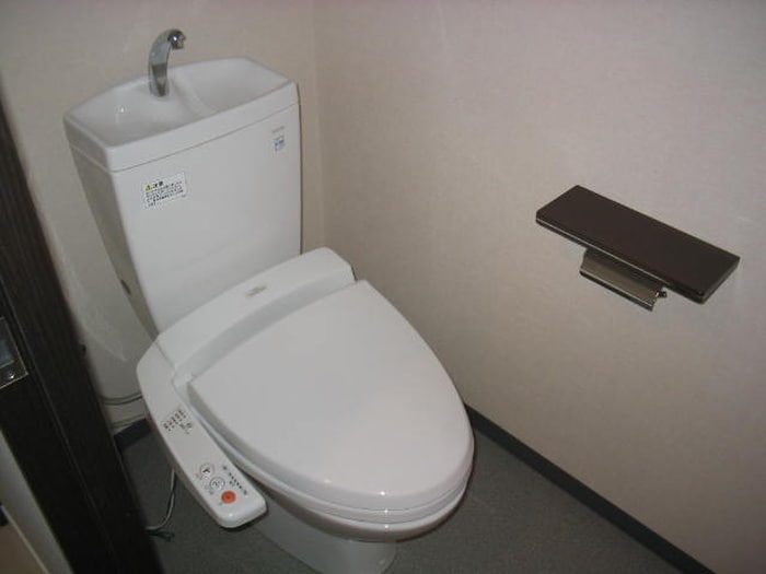 物件内観写真12　(トイレ)