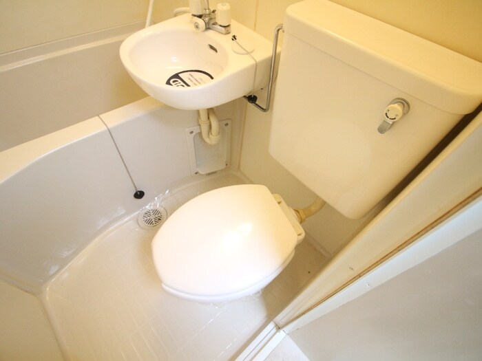 物件内観写真9　(トイレ)