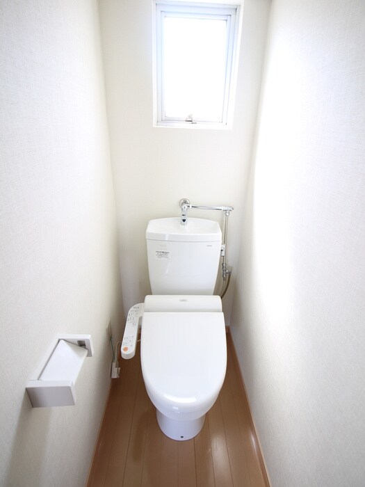 物件内観写真9　(トイレ)