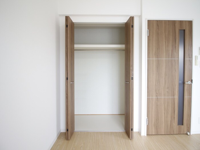 物件内観写真10　(収納)