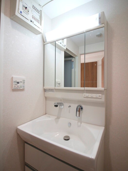 物件内観写真12　(洗面)