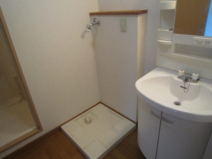 物件内観写真11　(洗面)