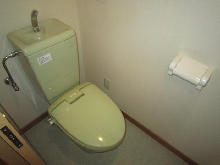 物件内観写真14　(トイレ)