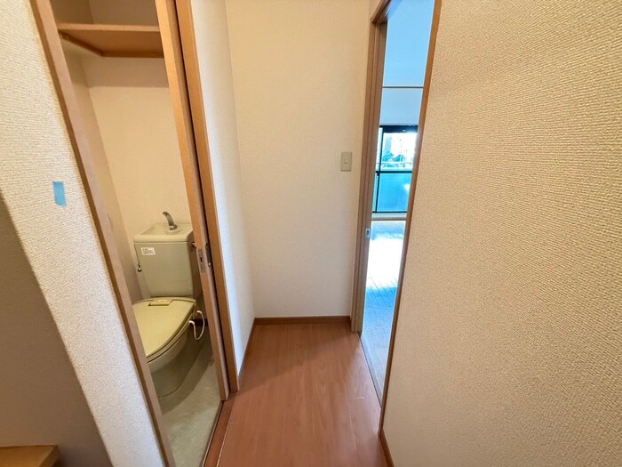 物件内観写真20　(廊下)