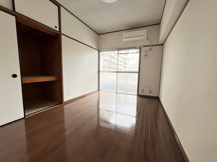 物件内観写真5　(居室)