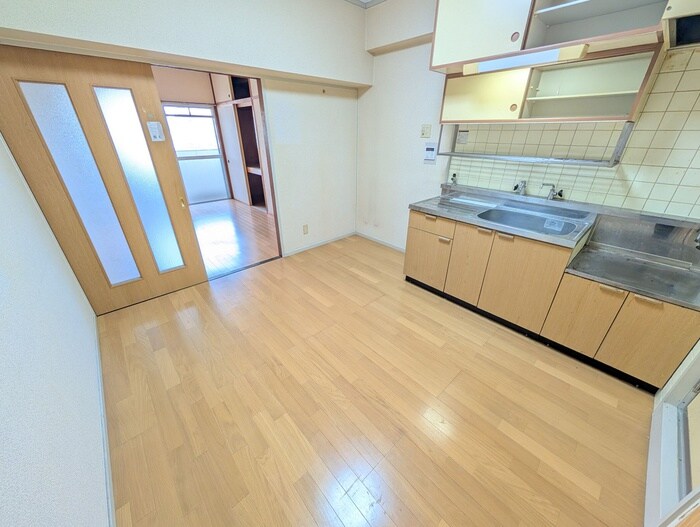 物件内観写真6　(居室)