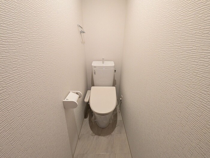 物件内観写真8　(トイレ)