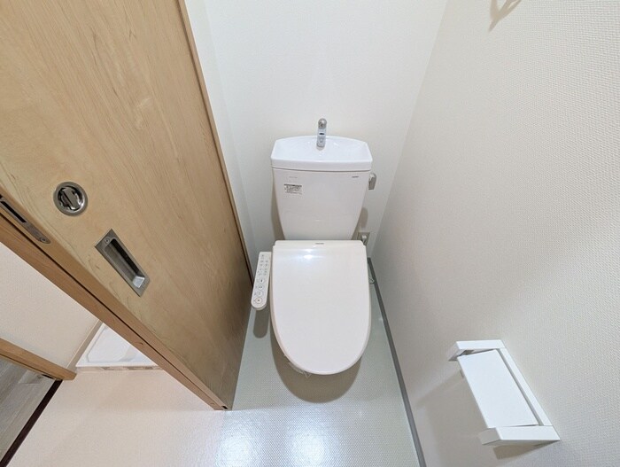 物件内観写真9　(トイレ)