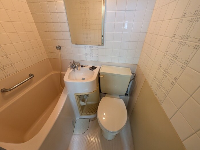 物件内観写真9　(トイレ)