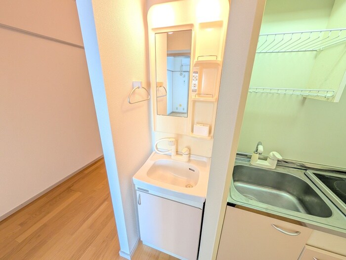 物件内観写真11　(洗面)