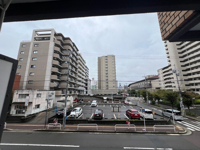 物件内観写真15　(室内からの展望)