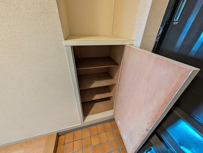 物件内観写真16　(靴箱)