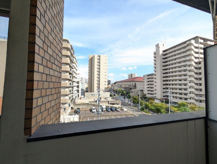 物件内観写真19　(室内からの展望)