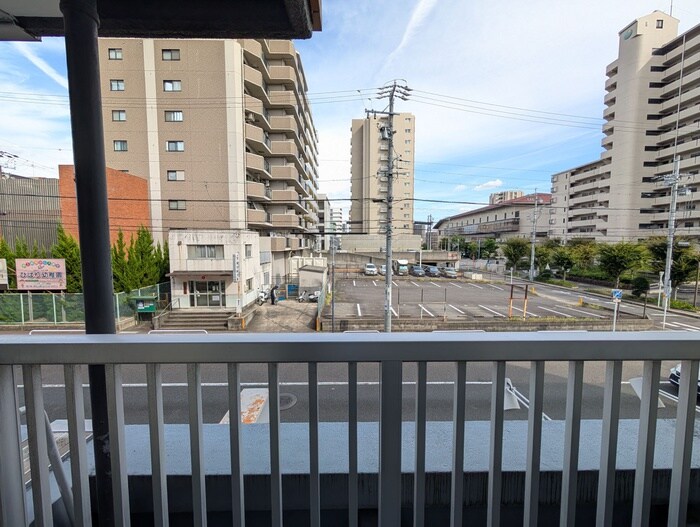 物件内観写真19　(室内からの展望)