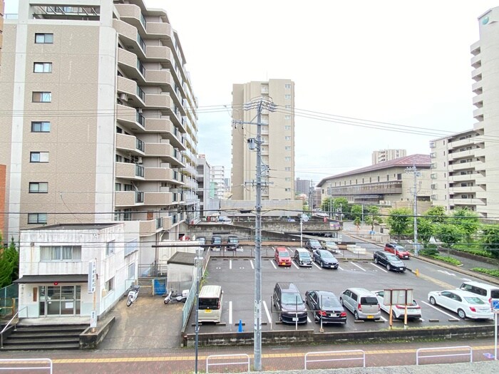 物件内観写真19　(室内からの展望)