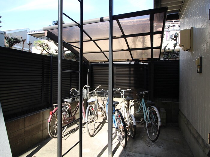 物件外観写真4　(建物設備)