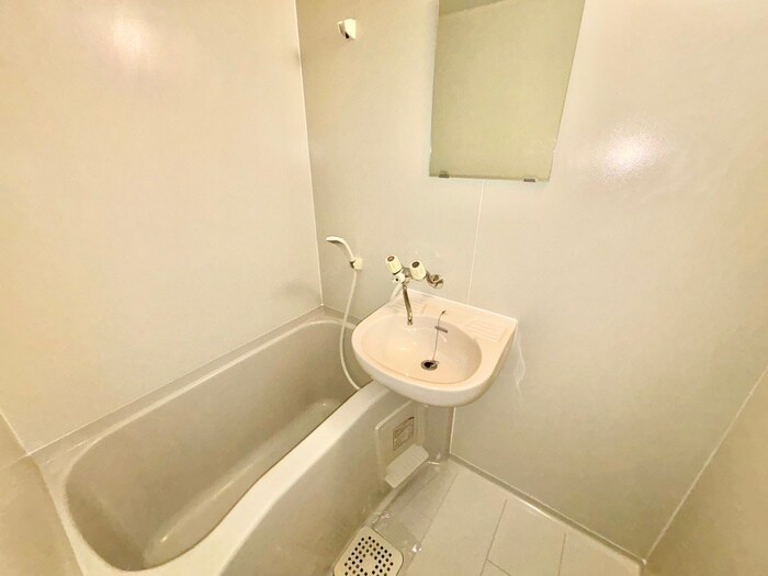 物件内観写真10　(バス／シャワールーム等)