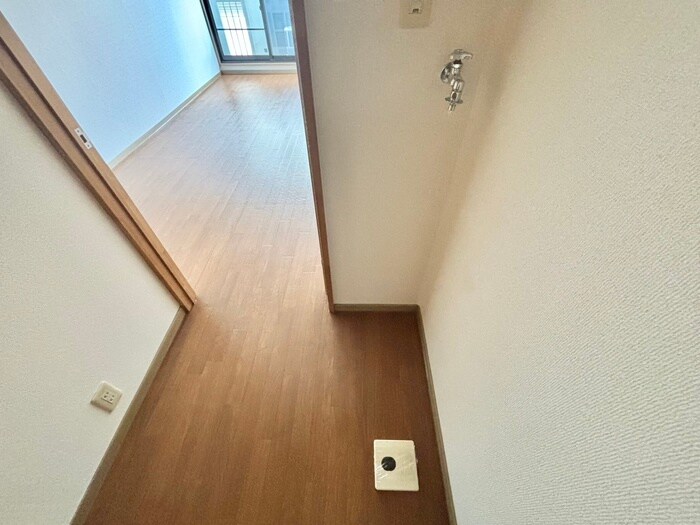 物件内観写真20　(洗濯機置場)