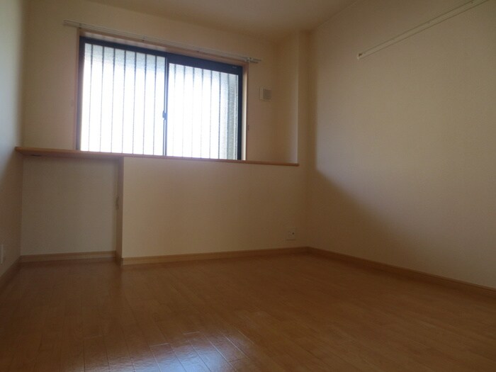 物件内観写真15　(居室)