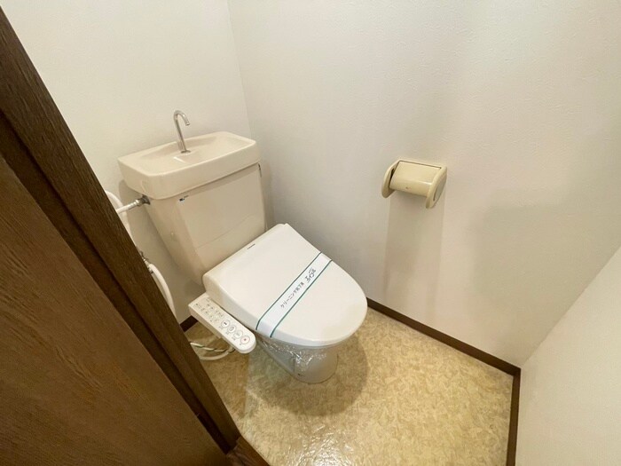 物件内観写真11　(トイレ)