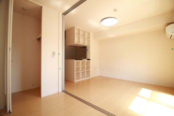 物件内観写真10　(居室)