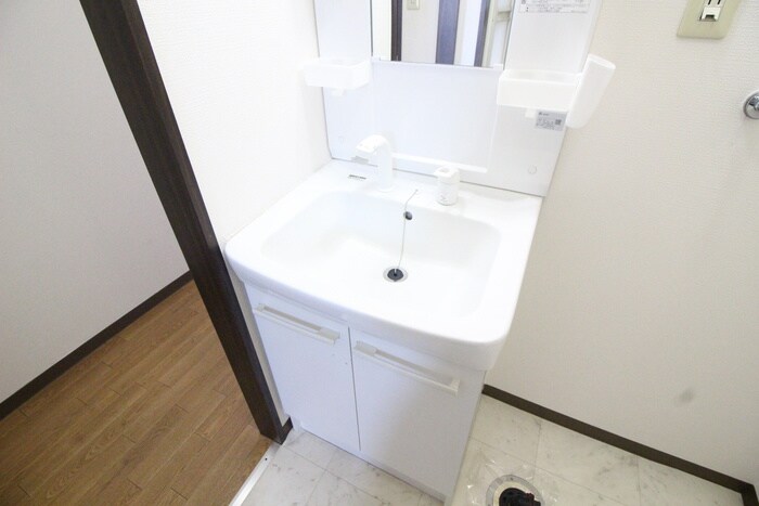 物件内観写真9　(洗面)