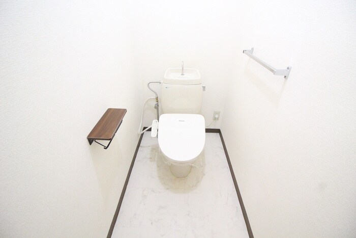 物件内観写真12　(トイレ)