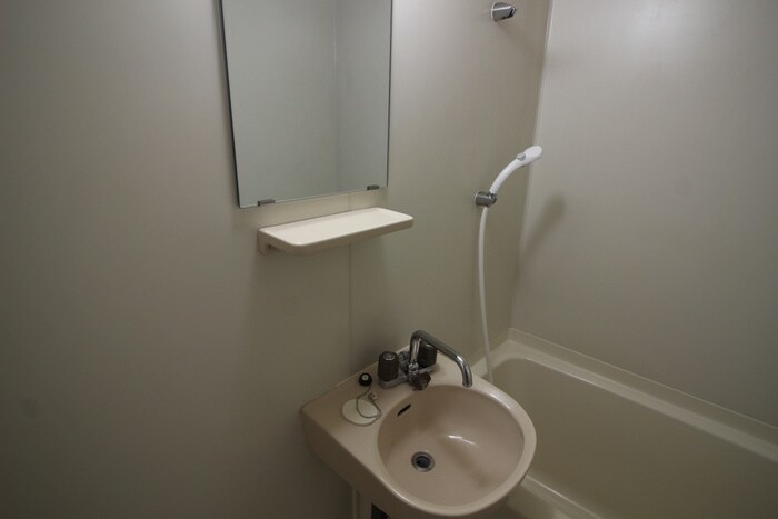 物件内観写真10　(洗面)