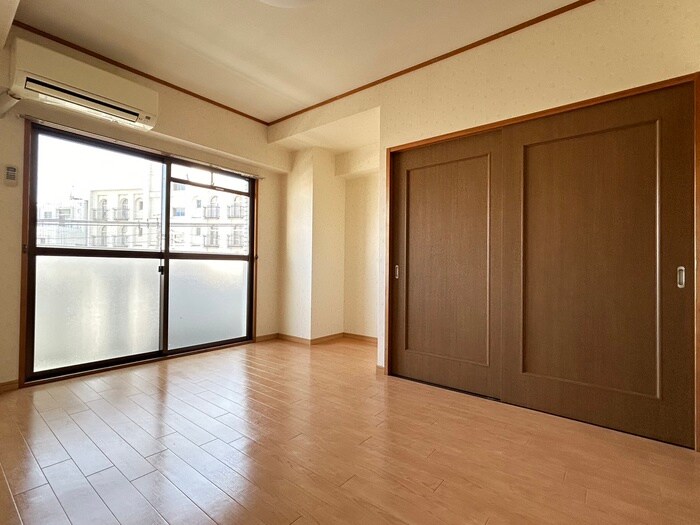 物件内観写真10　(居室)