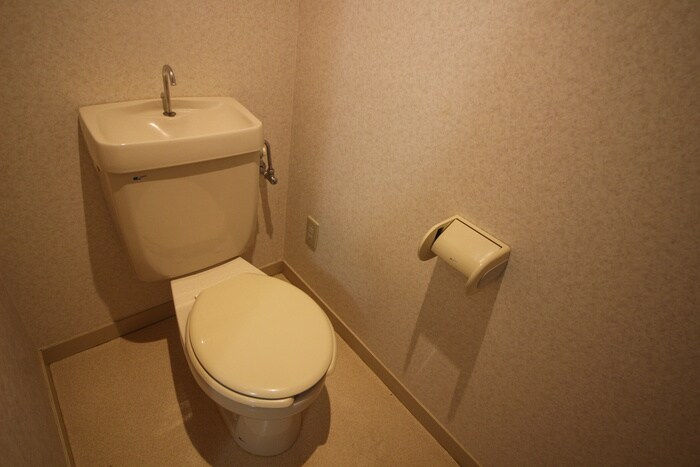 物件内観写真12　(トイレ)