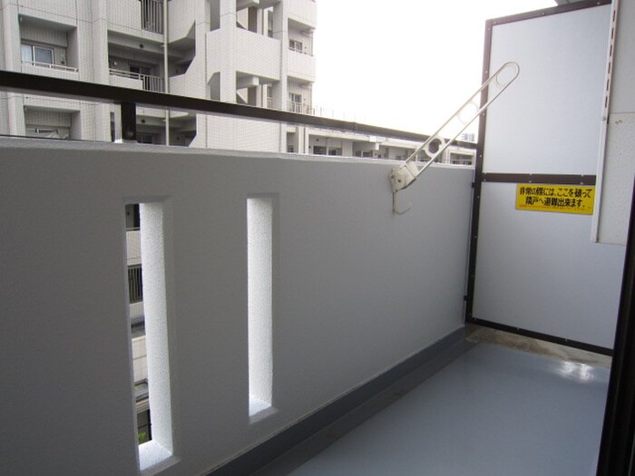 物件内観写真18　(ベランダ・バルコニー)