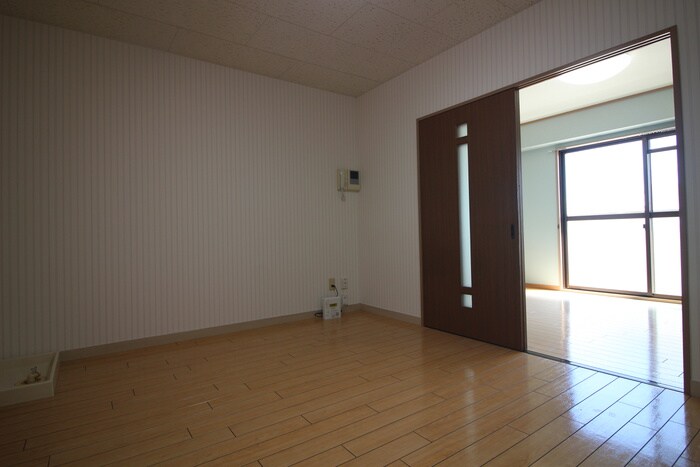 物件内観写真18　(居室)