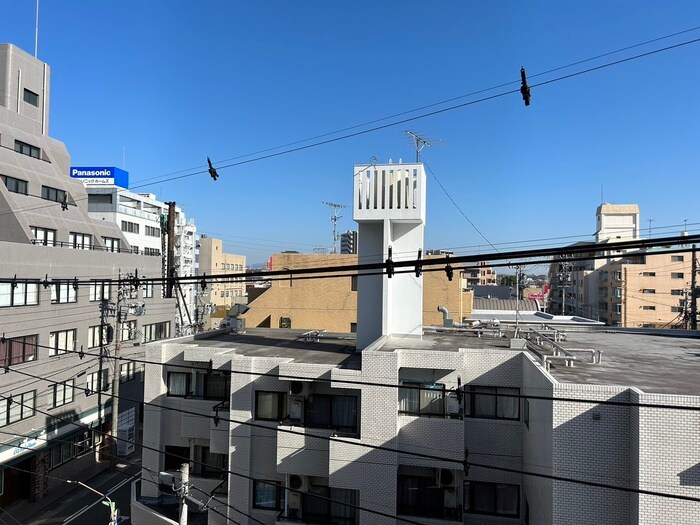 物件内観写真22　(室内からの展望)